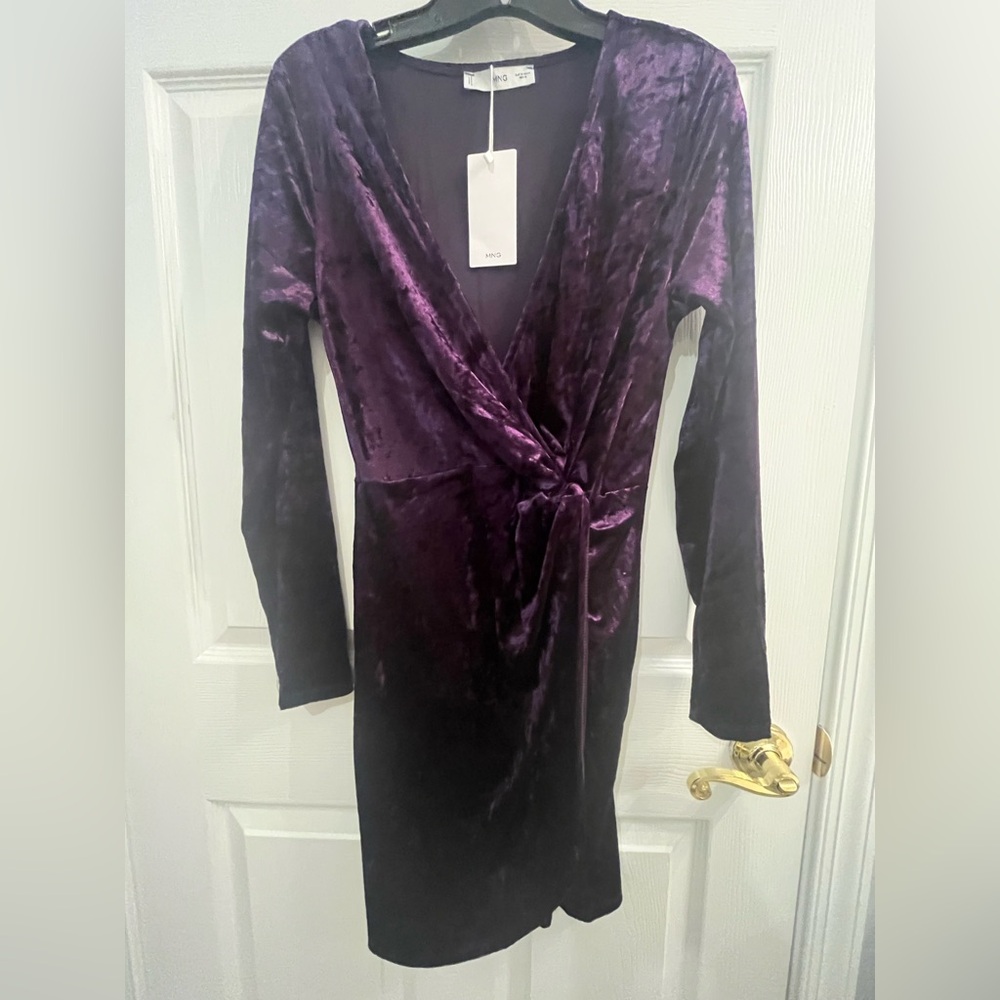 NWT MANGO Tie-Waist Velvet Mini Wrap Dress - Purple V neck Long Sleeves in M